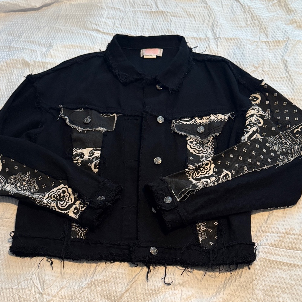 Black Patterned Women's Jacket